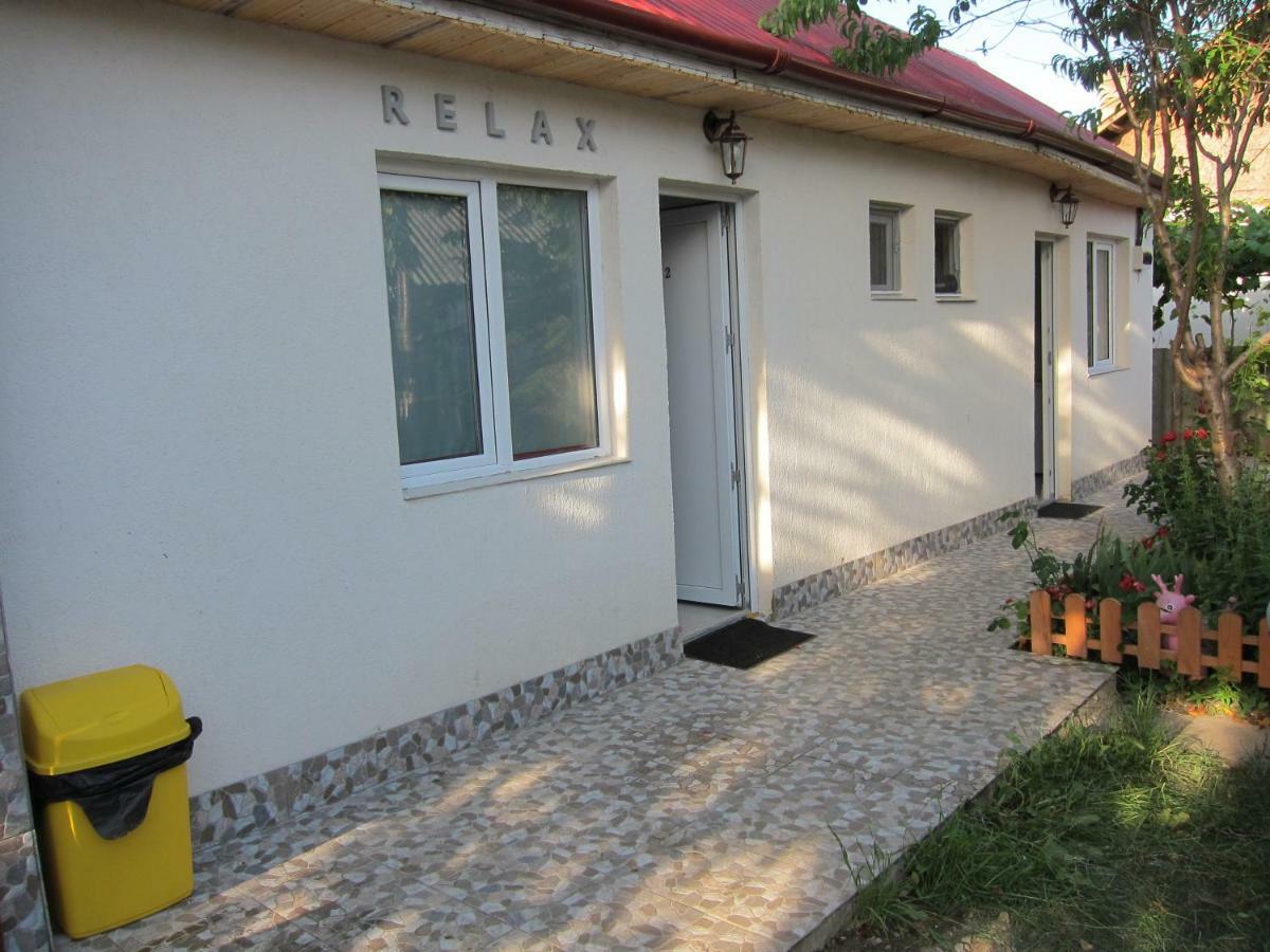Отель Casa Gherghisan Костинешти Экстерьер фото